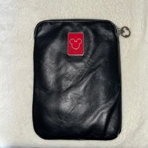 Black tablet zip up case